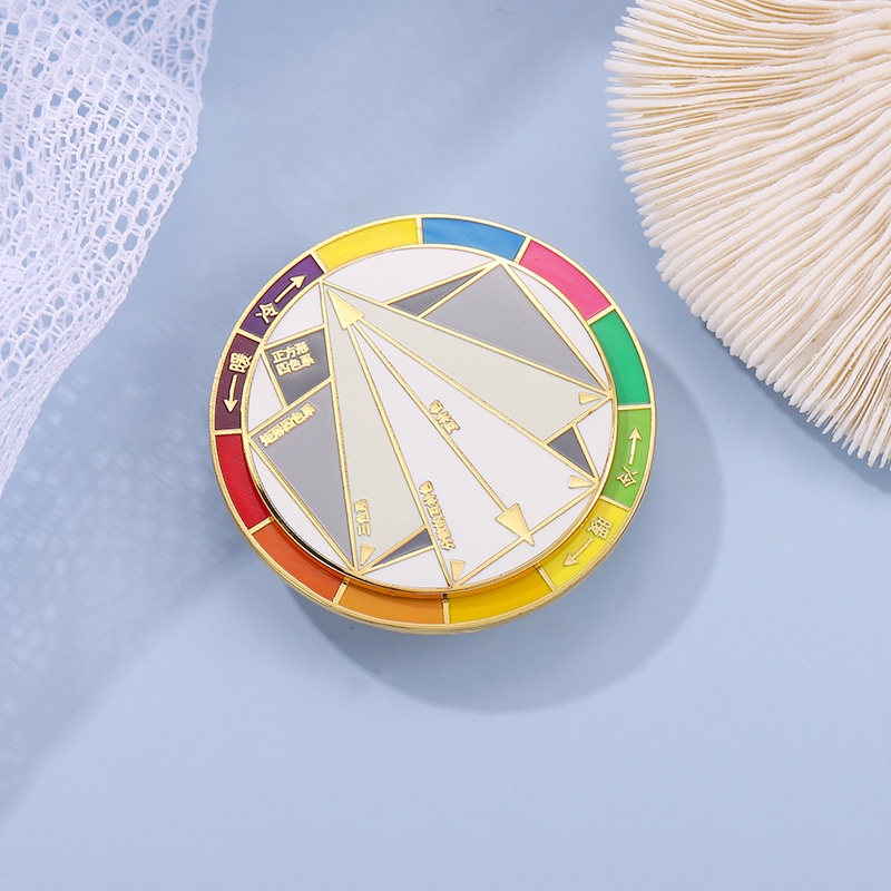 Trâm Cài Áo Xoay Tròn Vui Nhộn Cho Bạn Bè