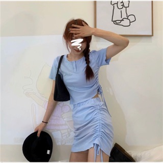 Set croptop chân váy rút dây