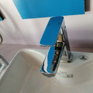VÒI RỬA MẶT LAVABO ĐỒNG MẠ CROM KOBESI