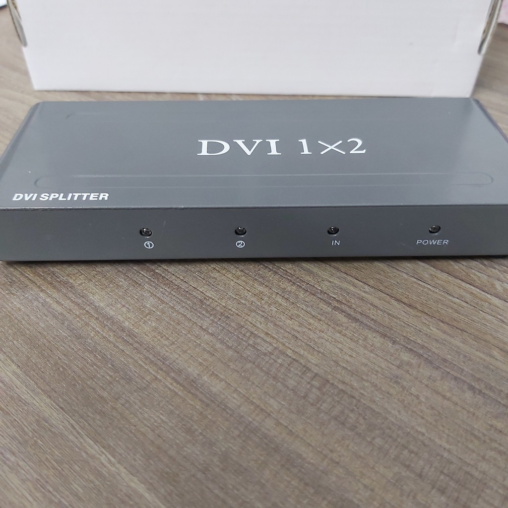 Bộ chia DVI-D 1 ra 2 cổng DVI E-D102 F310