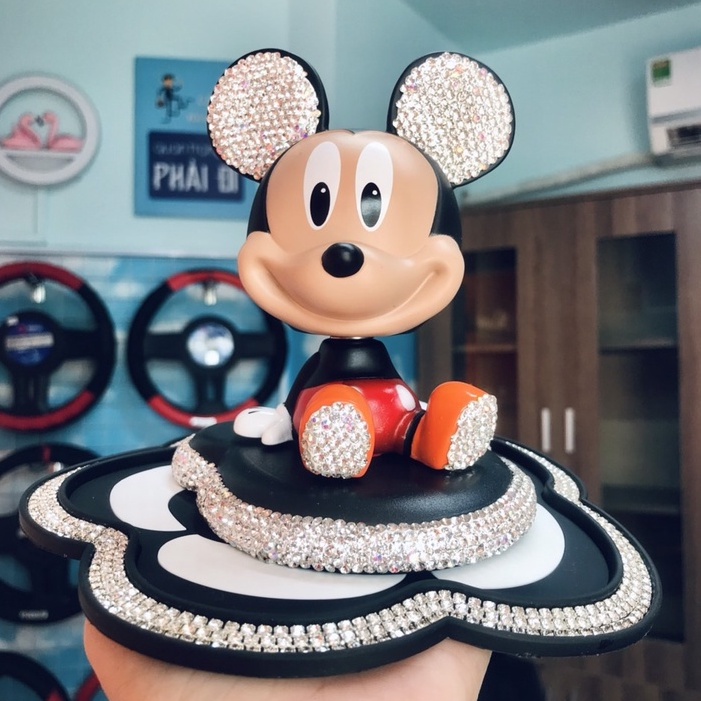 Decor - Chuột Mickey Đính Đá Để Taplo, Trang Trí Ô Tô, Nhà Cửa,...(Tặng Thảm)