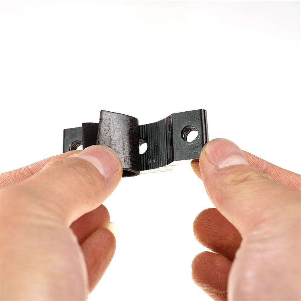 Móc Treo Bình Nước Gắn Xe Đạp Tiện Dụng