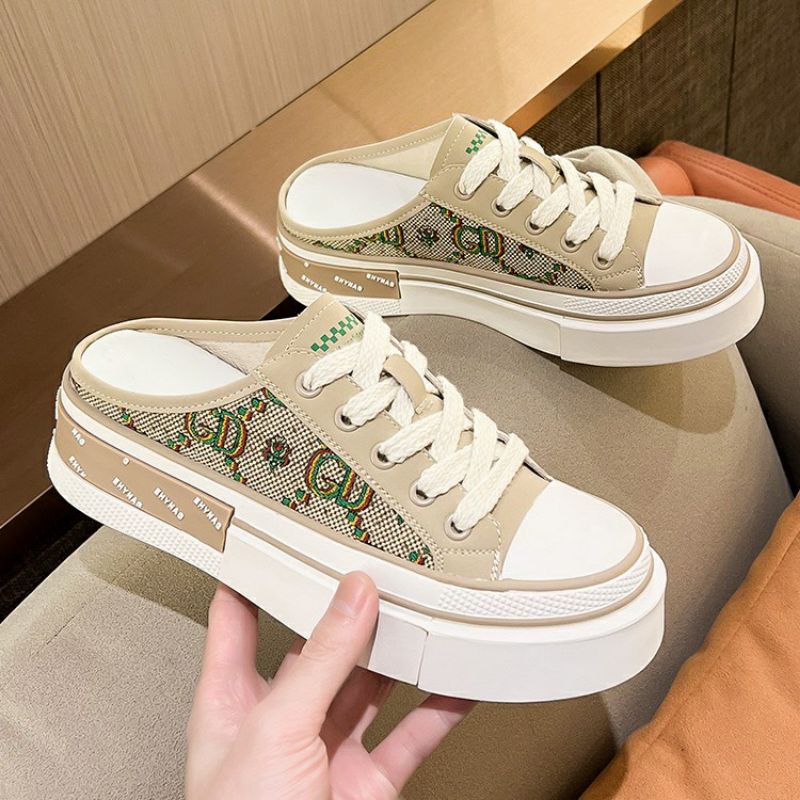 Giày Sục Nữ OOO Độn Đế Màu Đẹp