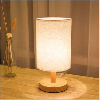 ĐÈN NGỦ ĐỂ BÀN ĐẾ GỖ CHAO VẢI