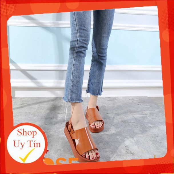Giày Nữ Cao Su Choose Sandal Nữ Quai To Kiểu Dáng Mới Năm 2019 Mẫu G1806