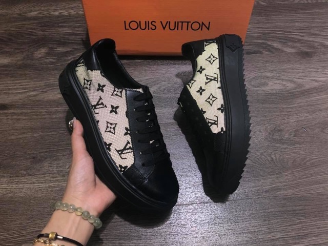 Giày phản quang đế 3 phân