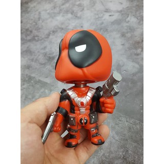 Mô hình Deadpool one hit để bàn