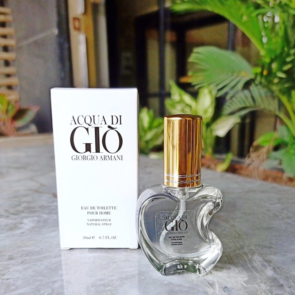 Nước hoa nam chiết 20ml dạng xịt- mẫu táo- Mùi Giò Trắng