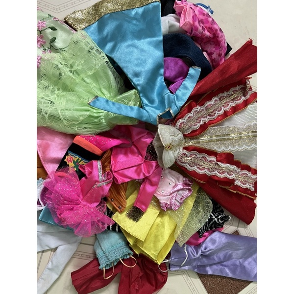 Quần áo búp bê Barbie