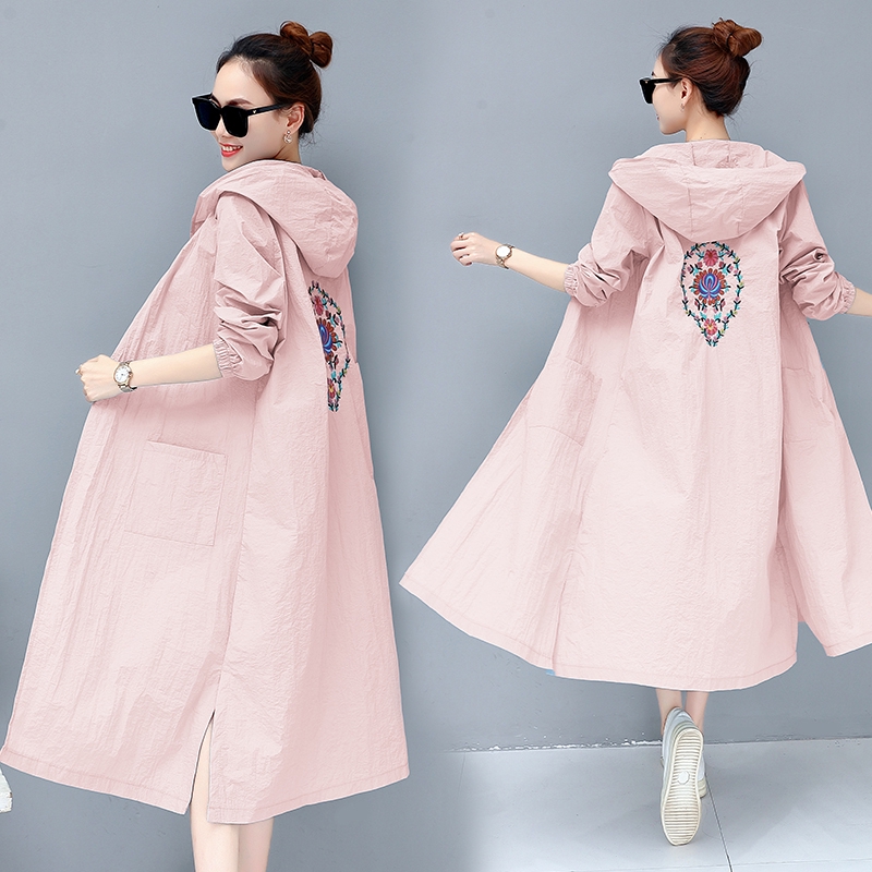 Áo khoác gió nữ chống nắng siêu mỏng dáng dài phong cách cổ điển | BigBuy360 - bigbuy360.vn