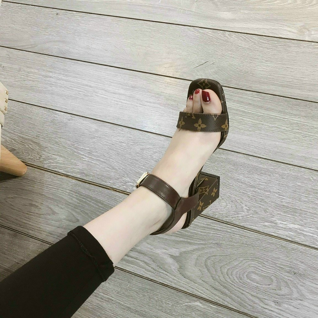 Giày cao gót nữ đế vuông quai ngang in họa tiết_Giày Sandal nữ cao 7p