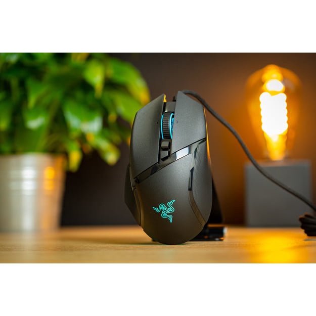 Chuột Máy Tính Có Dây - Razer Basilisk V3 (Chuyên game FPS) - Hàng Chính Hãng FPT