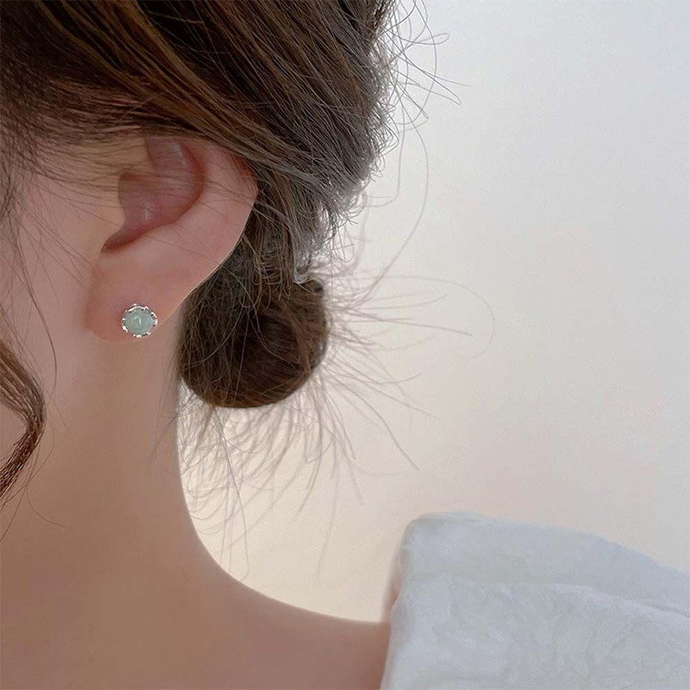 JARRED Bông Tai Đính Ngọc Lục Bảo Màu Xanh Lá Nhạt Phong Cách Hàn Quốc Sang Trọng Thời Trang