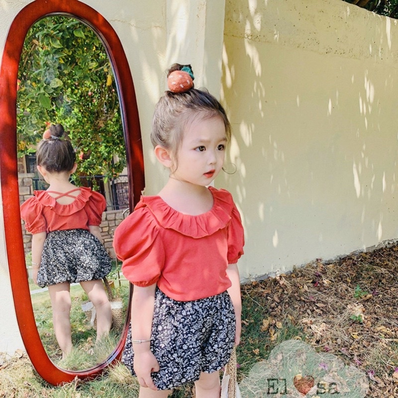Đồ bộ bé gái - Set áo tay phồng đan dây sau lưng kèm quần short hoa nhí cho bé gái 1-5 Tuổi