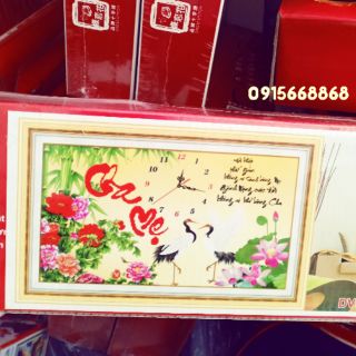 Tranh đính đá đồng hồ cha mẹ tuyệt đẹp kt 75*47cm