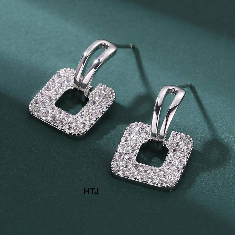 Khuyên tai bạc khuyen tai mặt tròn, mặt vuông nạm đá trắng lấp lánh sang chảnh