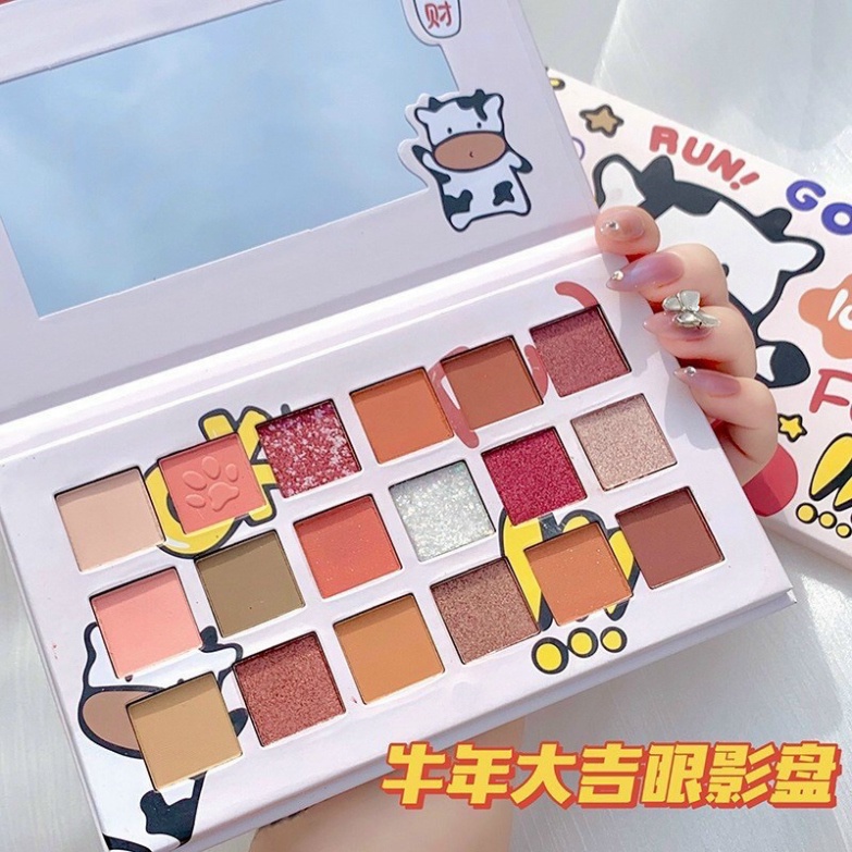 Bảng Phấn Mắt 18 Ô Hình Bò Sữa 1