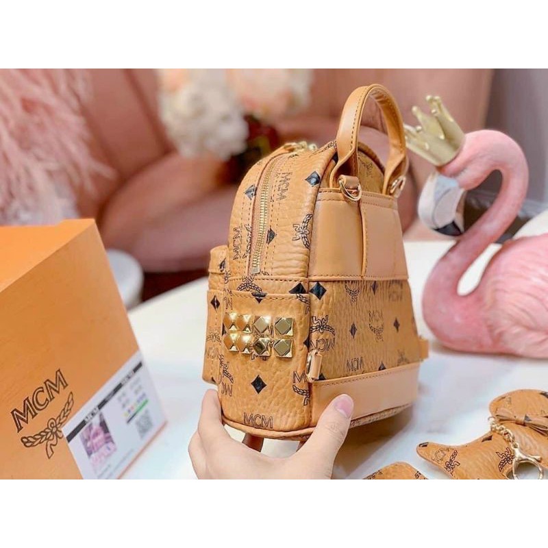 THANH LÝ TỒN KHO BALO MCM MINI SZ 20CM,TẶNG KÈM CHÓ VÀ VÍ,FULL BOX LÀM QUÀ