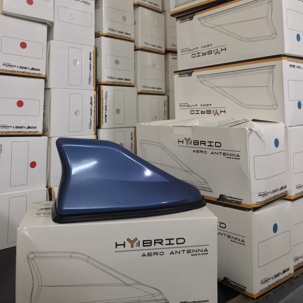 Ăng ten vây cá mập xe ô tô loại có đế dùng để tăng tín hiệu thu sóng, giảm sức gió