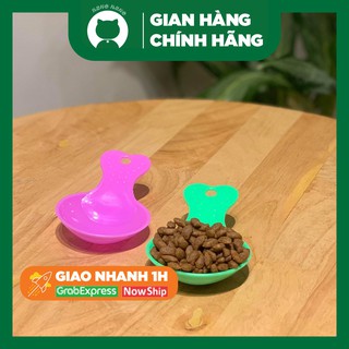 Muỗng múc xúc hạt bằng nhựa cho chó mèo