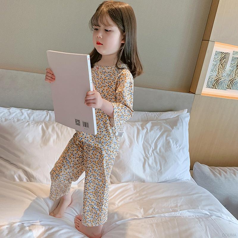 Bộ đồ mặc ở nhà phong cách Hàn Quốc sành điệu cho bé gái