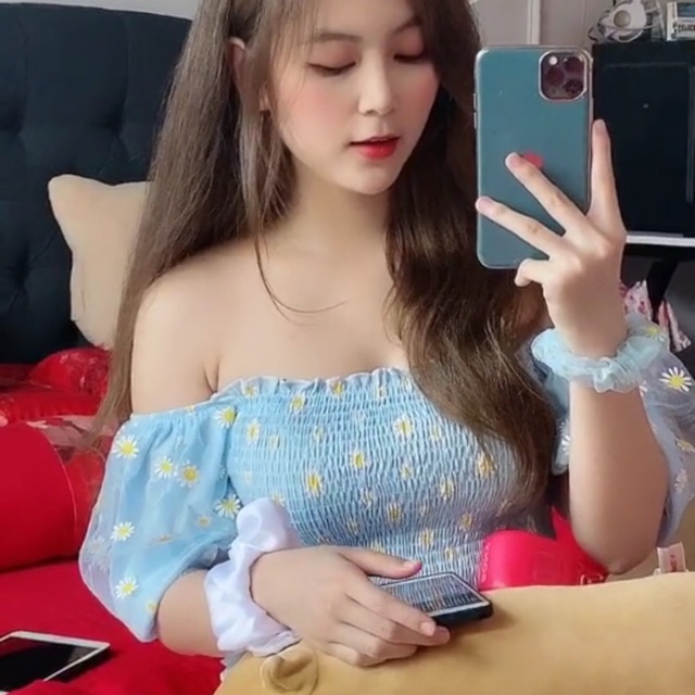 Croptop trễ vai 6 màu hoa nhí