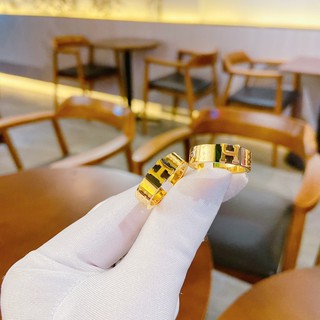 Nhẩn Titan hiệu H mạ vàng ko đen
