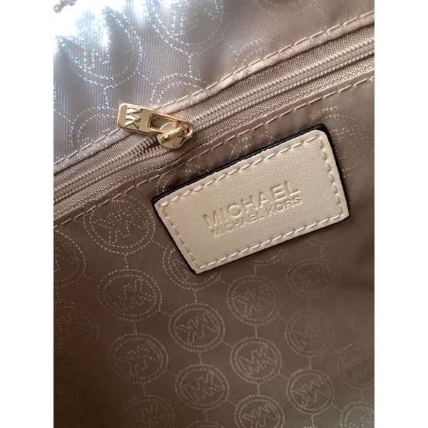 TÚI XÁCH MK FORM TO SANG CHẢNH