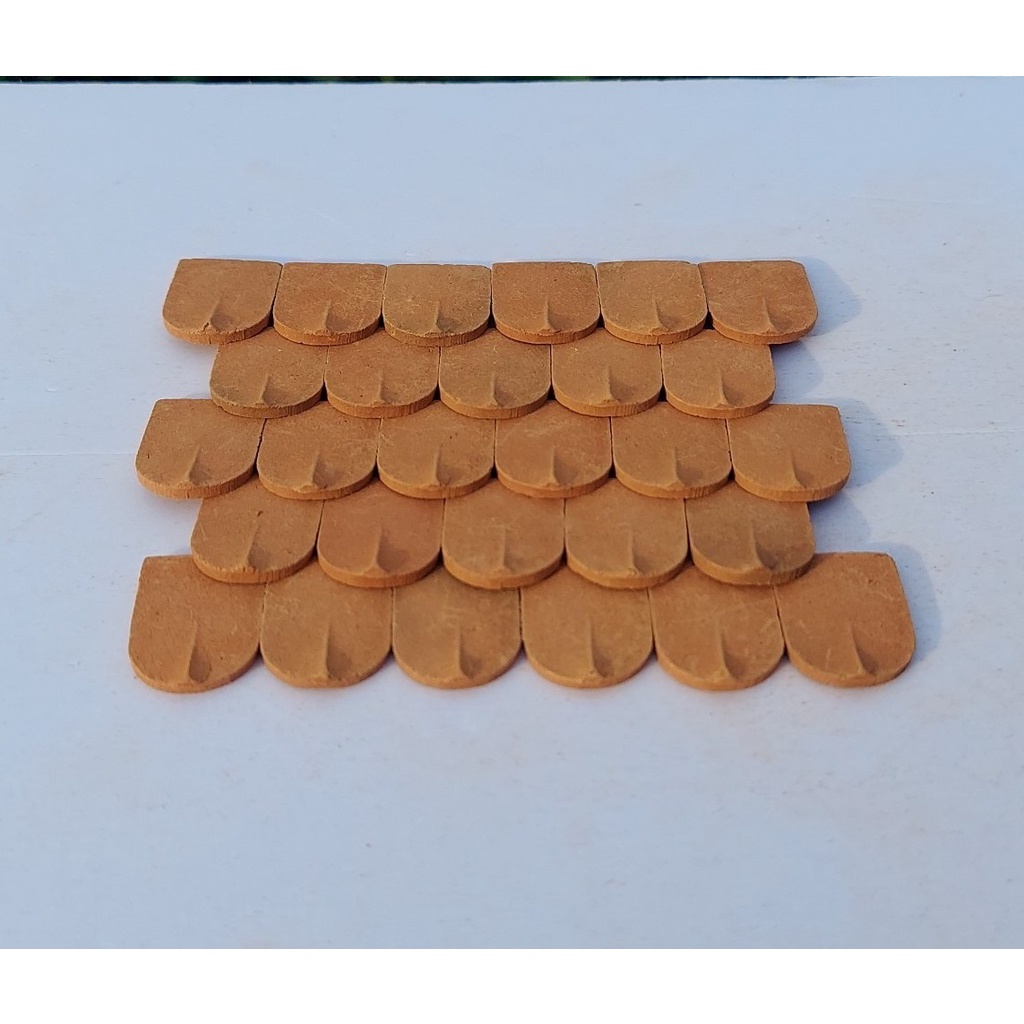 100 viên - NGÓI MŨI HÀI Mini 1/10, 1/20, Gạch Ngói Đất Sét Nung Mô Hình, Tiểu Cảnh.