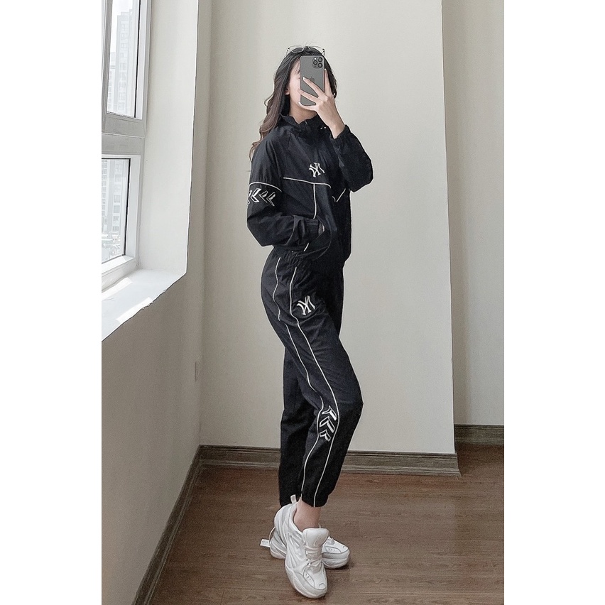 Set bộ gió nữ đen 2 lớp ÁO LÓT LƯỚI N//Y, LƯNG SAU IN, NGỰC THÊU VIỀN. LOGO,KHOÁ TÚI QUẦN.
