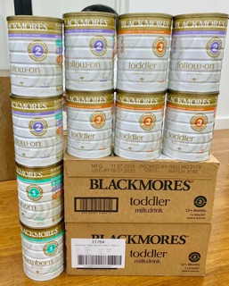 Sữa blackmores đủ số 900g