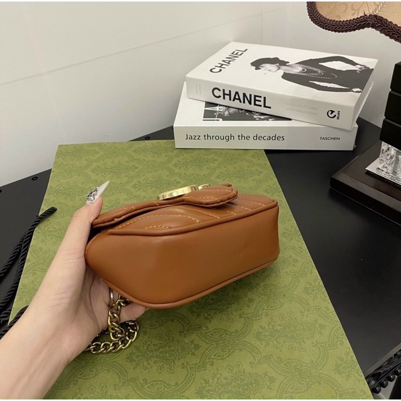 Túi đeo chéo chư G size 19cm 2 màu xinh xẻo