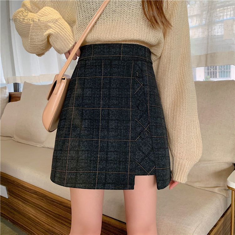 Chân váy họa tiết kẻ ca rô trẻ trung hợp thời trang cho nữ | BigBuy360 - bigbuy360.vn