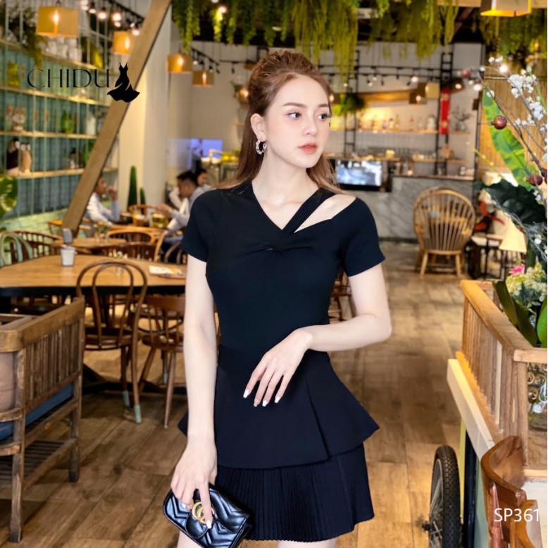[ Mã WASTAPR giảm 10K đơn 50K] CHIDU Áo phông nơ ngực xinh xắn SP361 | BigBuy360 - bigbuy360.vn