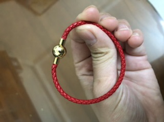 Dây đeo tay kim loại