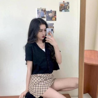 Áo Croptop YUNI Viền Nút Thời Trang Nữ