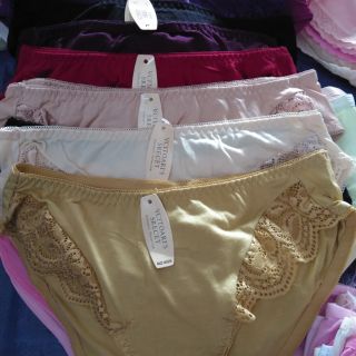 Set quần lót ren