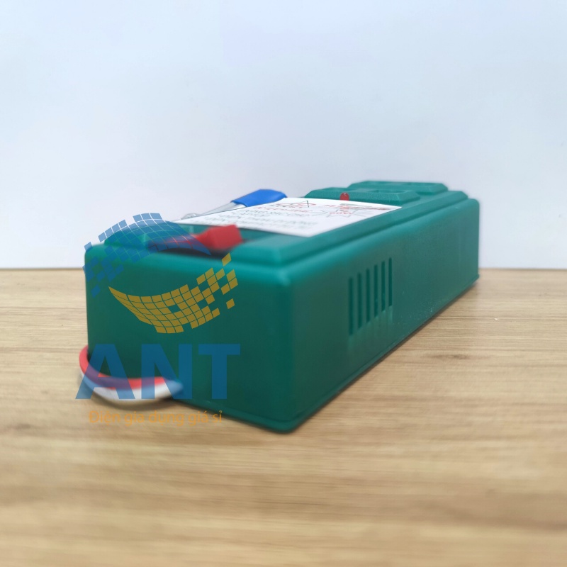 Chia sẻ:   Đã thích (1,6k) BỘ ĐẢO ĐIỆN BÌNH ẮC QUY 12V RA 220V -60W