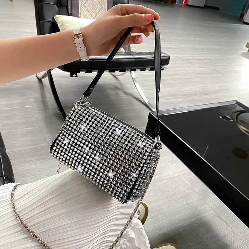 Túi Xách Đeo Dưới Cánh Tay Hình Vuông Cỡ Nhỏ Đính Đá Phối Dây Đeo Sợi Xích Kiểu Hàn Quốc Thời Trang Cho Nữ