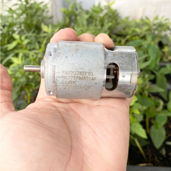 động cơ 775 trục dài hàng bãi tồn kho chổi than còn 100%