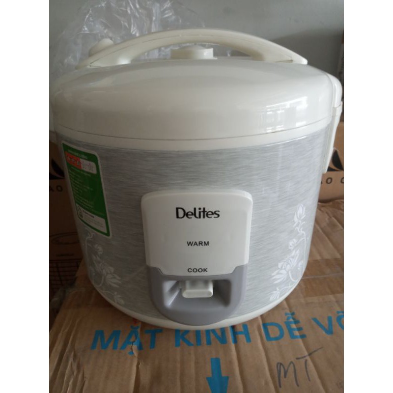 Nồi cơm điện Delites 1.8 lít NCG1805
