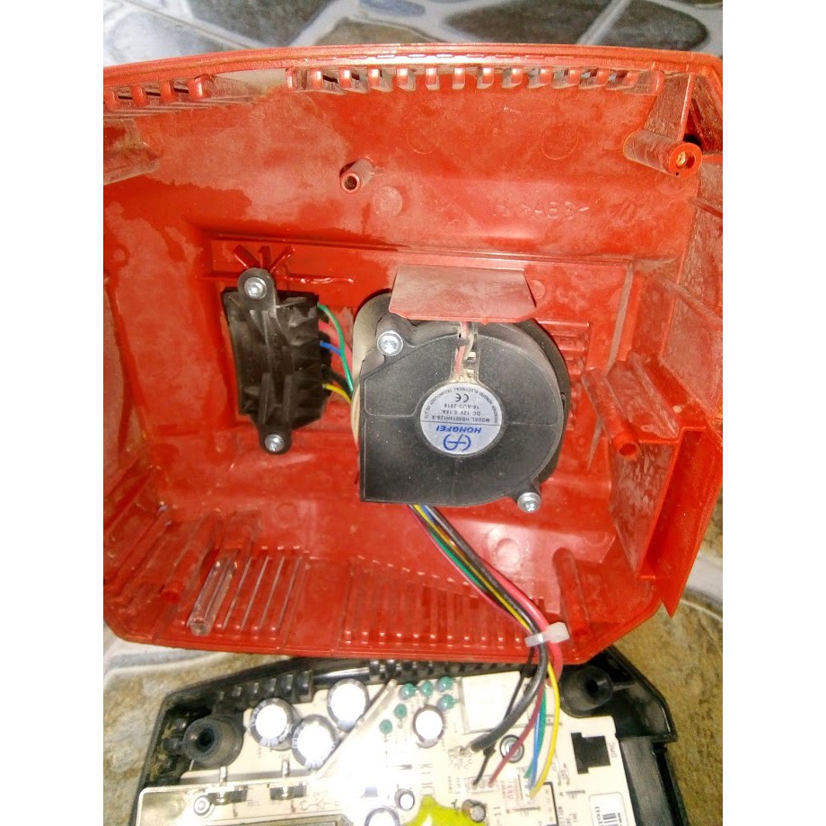 Sạc nhanh PIN Li ion Hilti C4/36-350  đã lên điện 220v.