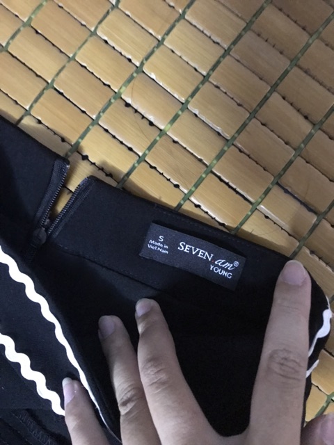 Chân váy seven am