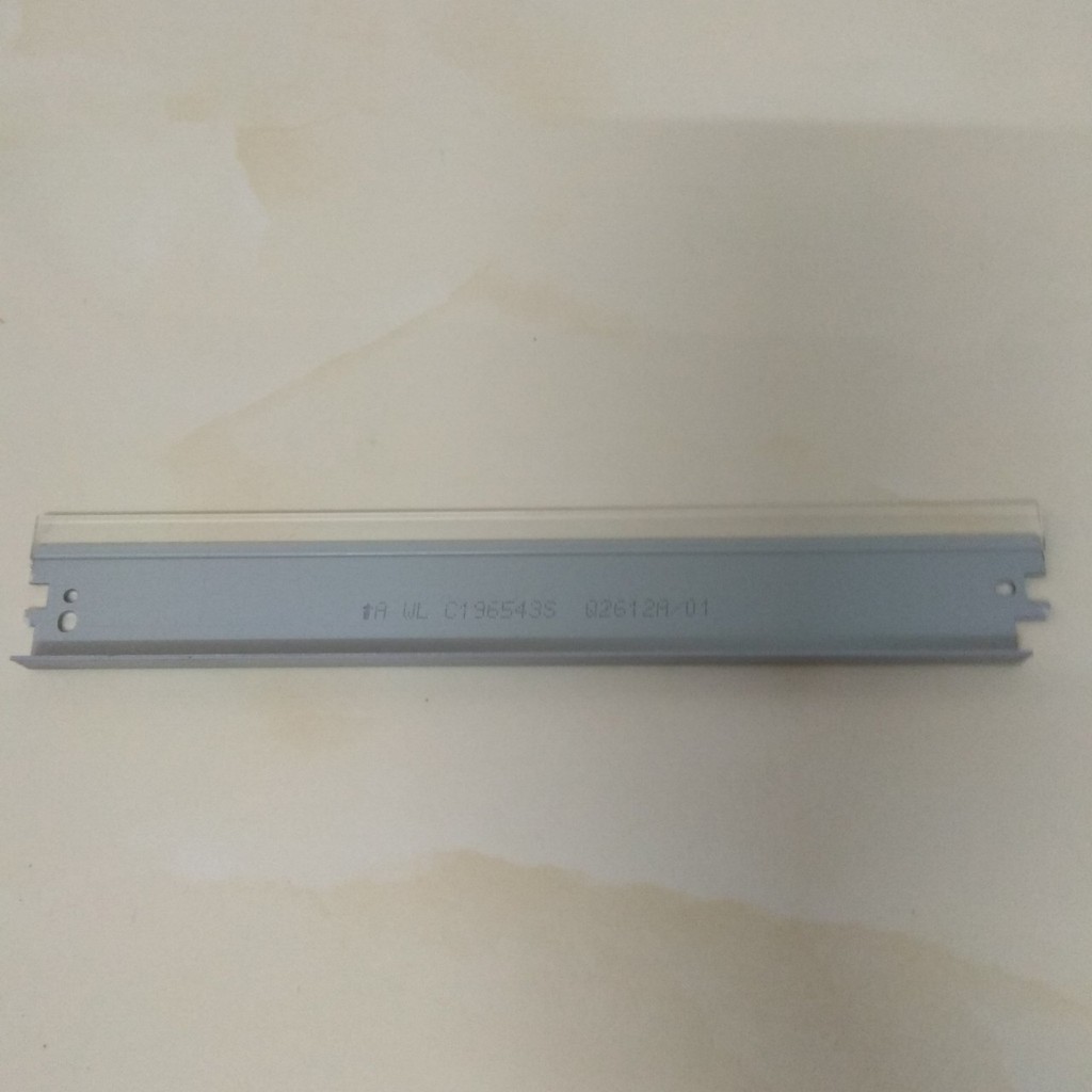 Gạt mực lớn 12A