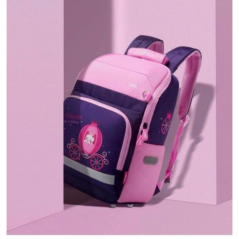 Balo uek chống gù cho bé tiểu học
