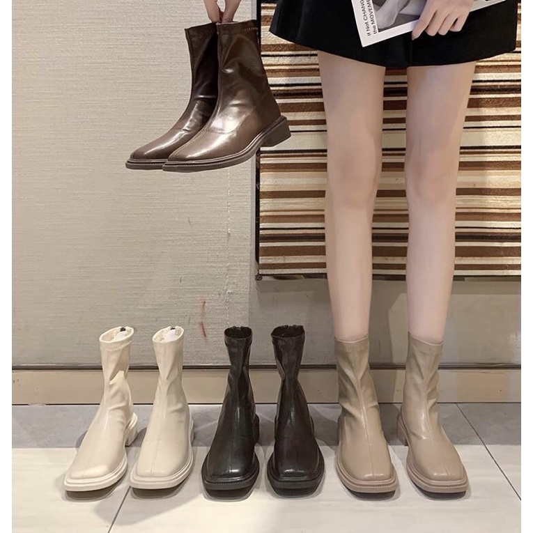 Boots cổ ngắn da mềm mũi vuông đế thấp có khoá kéo