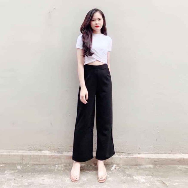 áo thun nữ xoắn eo 2 sz SM hot hit