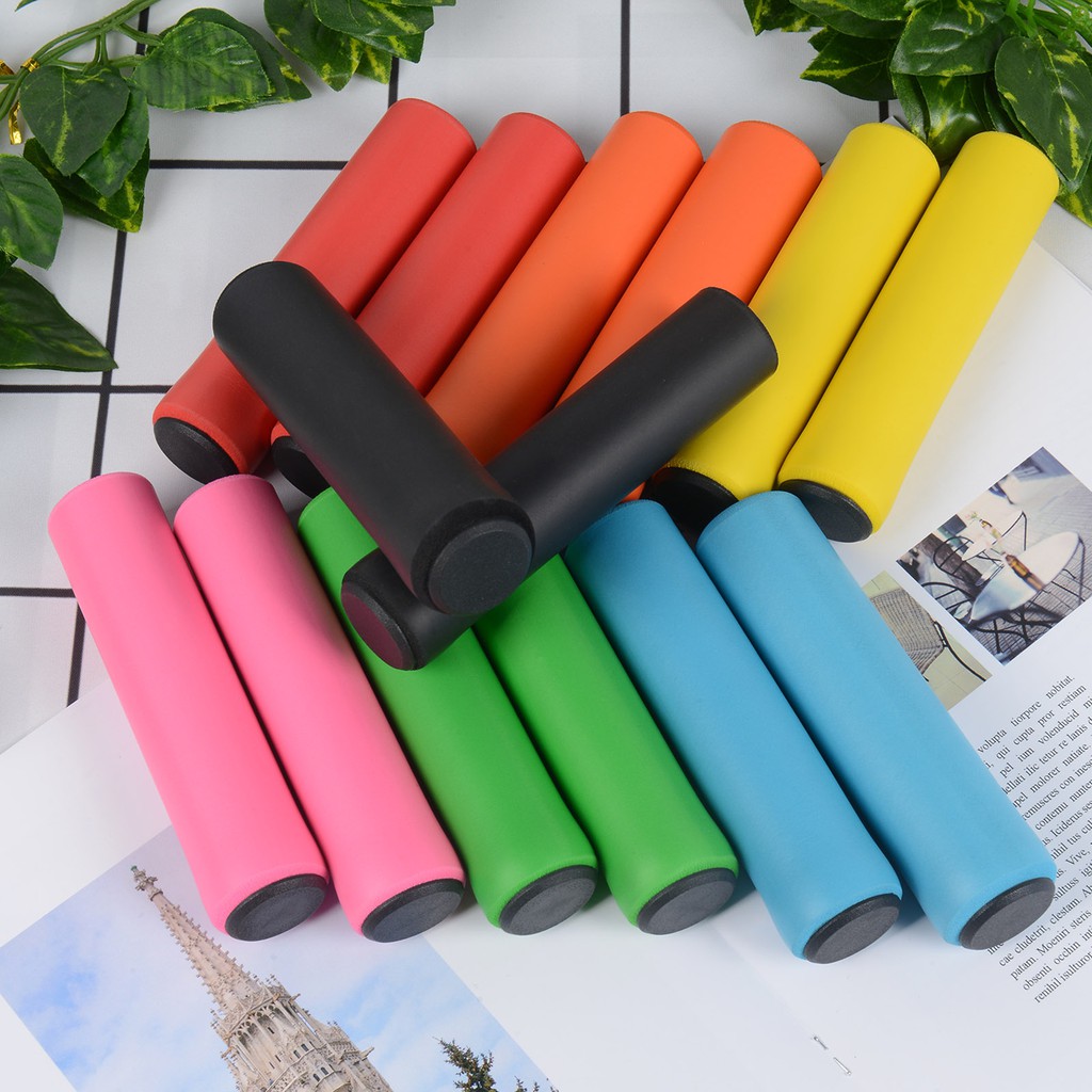 1 Cặp Vỏ Bọc Tay Lái Xe Đạp Leo Núi Bằng Silicone Chống Trượt Thấm Hút Tốt