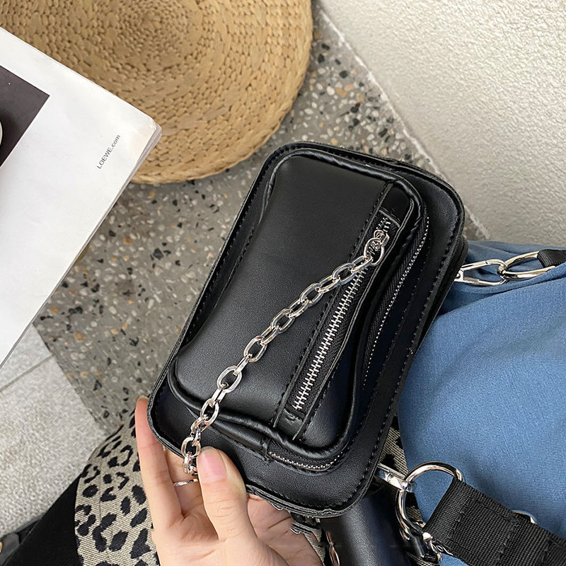 Túi đeo chéo ngực IELGY thời trang đường phố cá tính