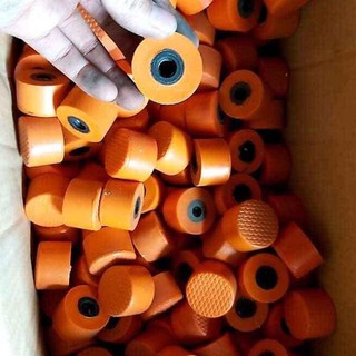 Núm cao su lắp pittong